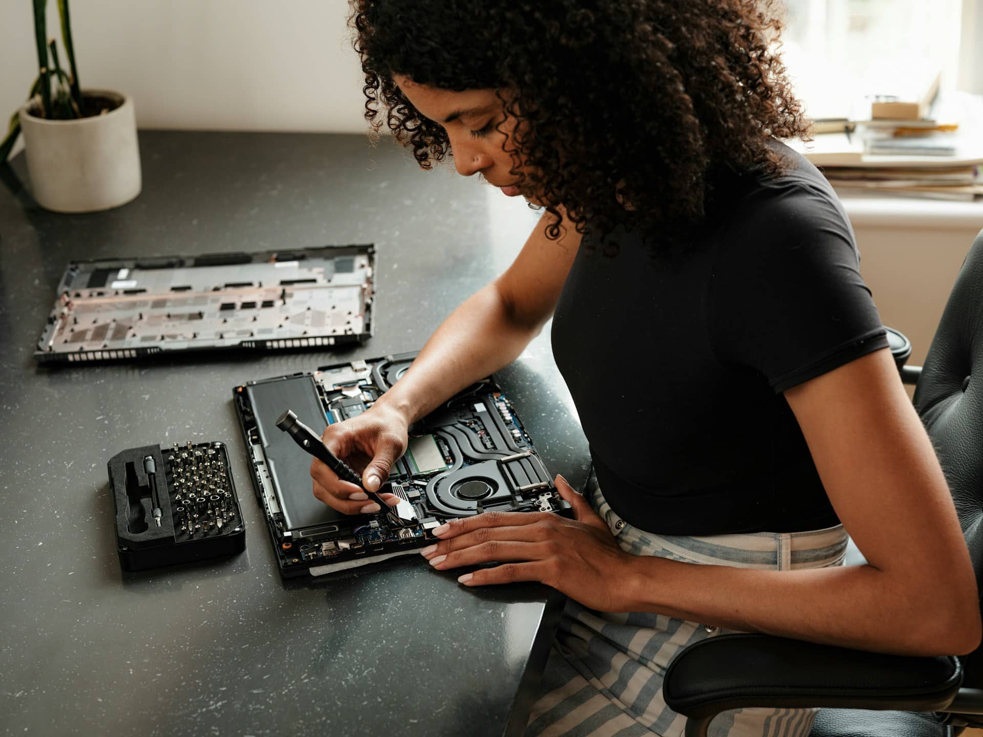 Como escolher o SSD certo para melhorar o desempenho do seu notebook