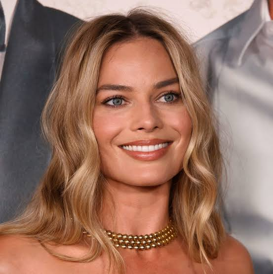 Qual a altura de Margot Robbie? Detalhes e curiosidades