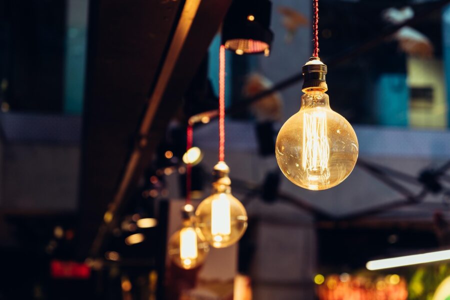Como economizar na conta de luz no dia a dia